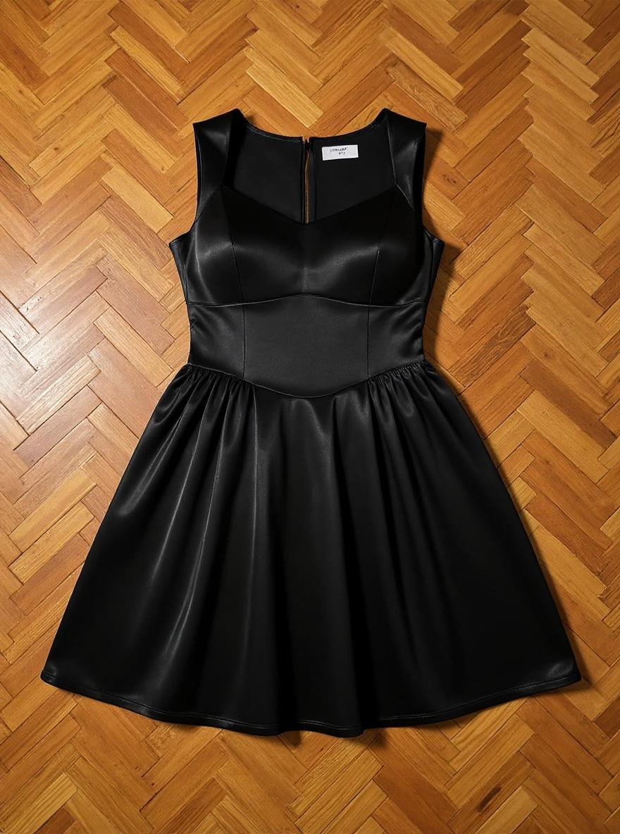 Popilush A-line graduation dress in [color] with sweetheart neckline, shown on woman at [cocktail party/graduation event] — view 7a