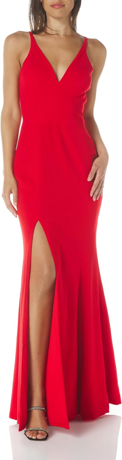 Women's bodycon dress in {color} styled for date night, showcasing fitted silhouette and elegant drape — view 4